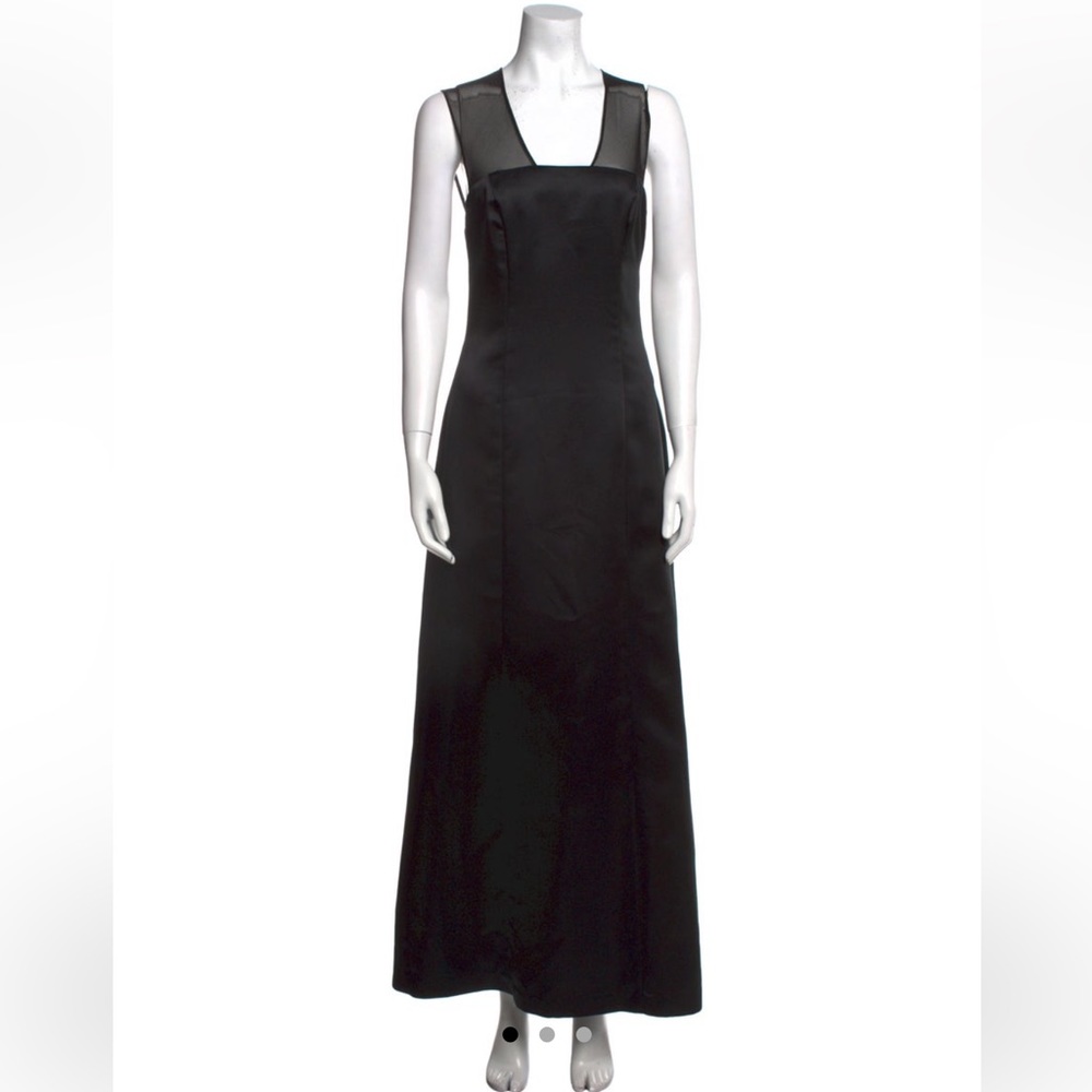 VERA WANG SQUARE NECKLINE LONG DRESS